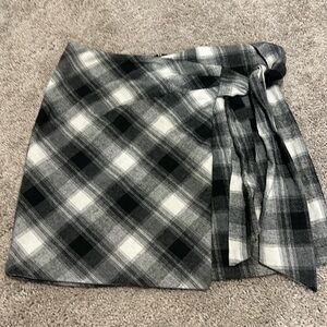 Vestique plaid skirt
